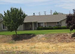  Kenneth Ave, Madera CA