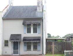Pre-foreclosure in  W SUMMERS DR Abbeville, LA 70510