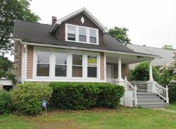 Pre-foreclosure in  WASHINGTON AVE Middlesex, NJ 08846
