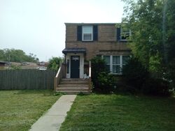 Pre-foreclosure in  W 100TH PL Chicago, IL 60628