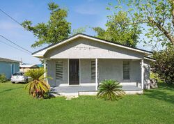 Pre-foreclosure in  LOUISIANA AVE Panama City, FL 32405