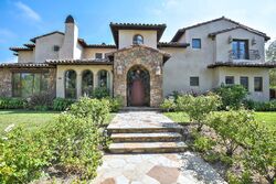 Pre-foreclosure in  BRAEBURN LN Newport Beach, CA 92660