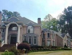 Pre-foreclosure in  SAVILLE DR NW Acworth, GA 30101