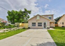 Pre-foreclosure in  SCHOOLHOUSE RD Lakeland, FL 33813