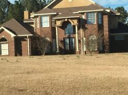 Pre-foreclosure in  LEVON OWENS RD Raymond, MS 39154