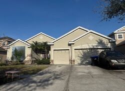 Pre-foreclosure in  GRAND COVE DR Orlando, FL 32837