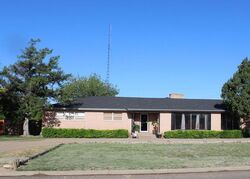 Pre-foreclosure in  N MAXWELL AVE Tulia, TX 79088