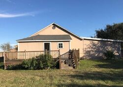 Pre-foreclosure in  N IRONWOOD AVE Bishop, TX 78343