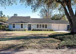 Pre-foreclosure in  HOOKS AVE Beaumont, TX 77706