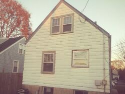 Pre-foreclosure in  S HOMAN AVE Evergreen Park, IL 60805