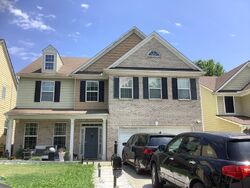 Pre-foreclosure in  YELTON LN Lawrenceville, GA 30046