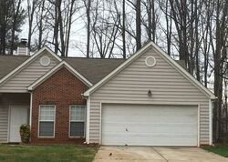 Pre-foreclosure in  NEVIN RD Charlotte, NC 28262