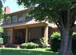 Pre-foreclosure in  E STONEWALL DR Front Royal, VA 22630