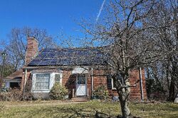 Pre-foreclosure in  BENHAM ST Springfield, MA 01109