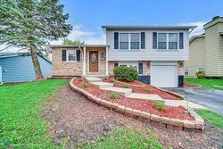 Pre-foreclosure in  WINSTON DR Country Club Hills, IL 60478