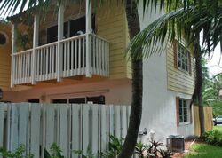 Pre-foreclosure in  SEABREEZE CIR Jupiter, FL 33477