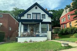 Pre-foreclosure in  PEMBERTON ST Pittsburgh, PA 15212