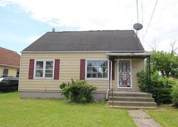 Pre-foreclosure in  ELY AVE Niagara Falls, NY 14303