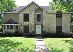Pre-foreclosure in  PINES PLACE DR Humble, TX 77346