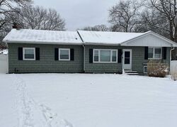 Pre-foreclosure in  MAPLE ST Medford, NY 11763