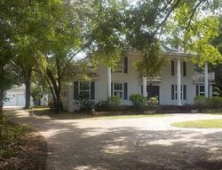 Pre-foreclosure in  COMUNIDAD DE AVILA Lutz, FL 33548