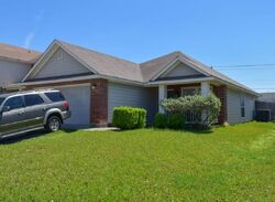 Pre-foreclosure in  GREEN BREEZE San Antonio, TX 78247
