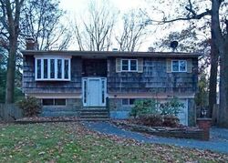 Pre-foreclosure in  BROWNING DR Greenlawn, NY 11740