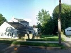 Pre-foreclosure in  MERRIMAC ST Hamden, CT 06514