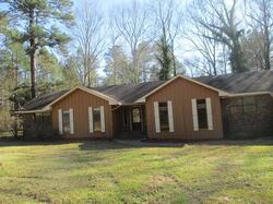 Pre-foreclosure Listing in HIGHWAY 42 SUMRALL, MS 39482
