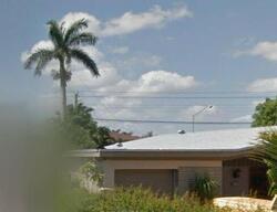 Pre-foreclosure in  IXORA DR Hollywood, FL 33023