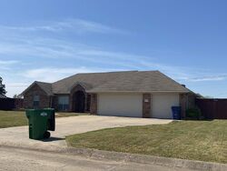  Packer Dr, Royse City TX