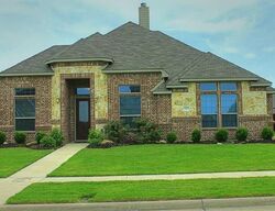  Valley Ridge Dr, Red Oak TX