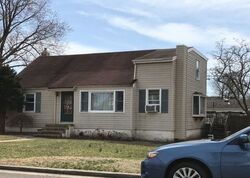 Pre-foreclosure in  HOLLYWOOD RD Point Pleasant Beach, NJ 08742