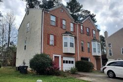 Pre-foreclosure in  MERLOT CT Lawrenceville, GA 30044