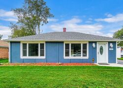 Pre-foreclosure in  MANTUA ST Park Forest, IL 60466