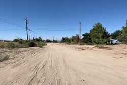 Pre-foreclosure in  YUBA RD Phelan, CA 92371