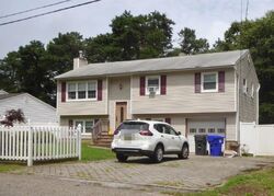 Pre-foreclosure in  SMITH CIR Point Pleasant Beach, NJ 08742