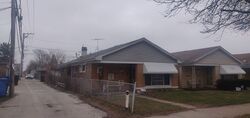 Pre-foreclosure in  S EAST END AVE Chicago, IL 60617