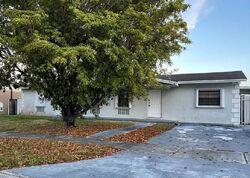 Pre-foreclosure in  SW 152ND TER Miami, FL 33157