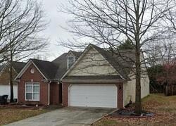 Pre-foreclosure in  ARBORWOOD DR Grayson, GA 30017