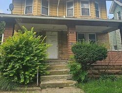 Pre-foreclosure in  E 118TH ST Cleveland, OH 44108
