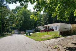 Pre-foreclosure in  HANES DR Forest Park, GA 30297