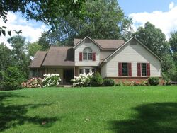 Pre-foreclosure in  N HACKER RD Howell, MI 48855
