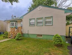  N 10th St, Kenilworth NJ