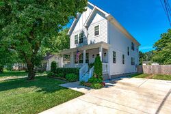 Pre-foreclosure in  Wickson Ave Nashville, TN 37210