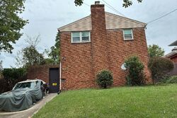Pre-foreclosure Listing in Iverson St TEMPLE HILLS, MD 20748