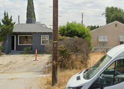 Pre-foreclosure in  Willowcrest Ave North Hollywood, CA 91606