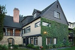 Pre-foreclosure in  Shannon Rd Los Angeles, CA 90027