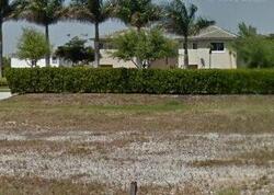 Pre-foreclosure in  Se 4th St Homestead, FL 33033