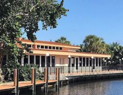 Pre-foreclosure in  Taft St  Hollywood, FL 33020